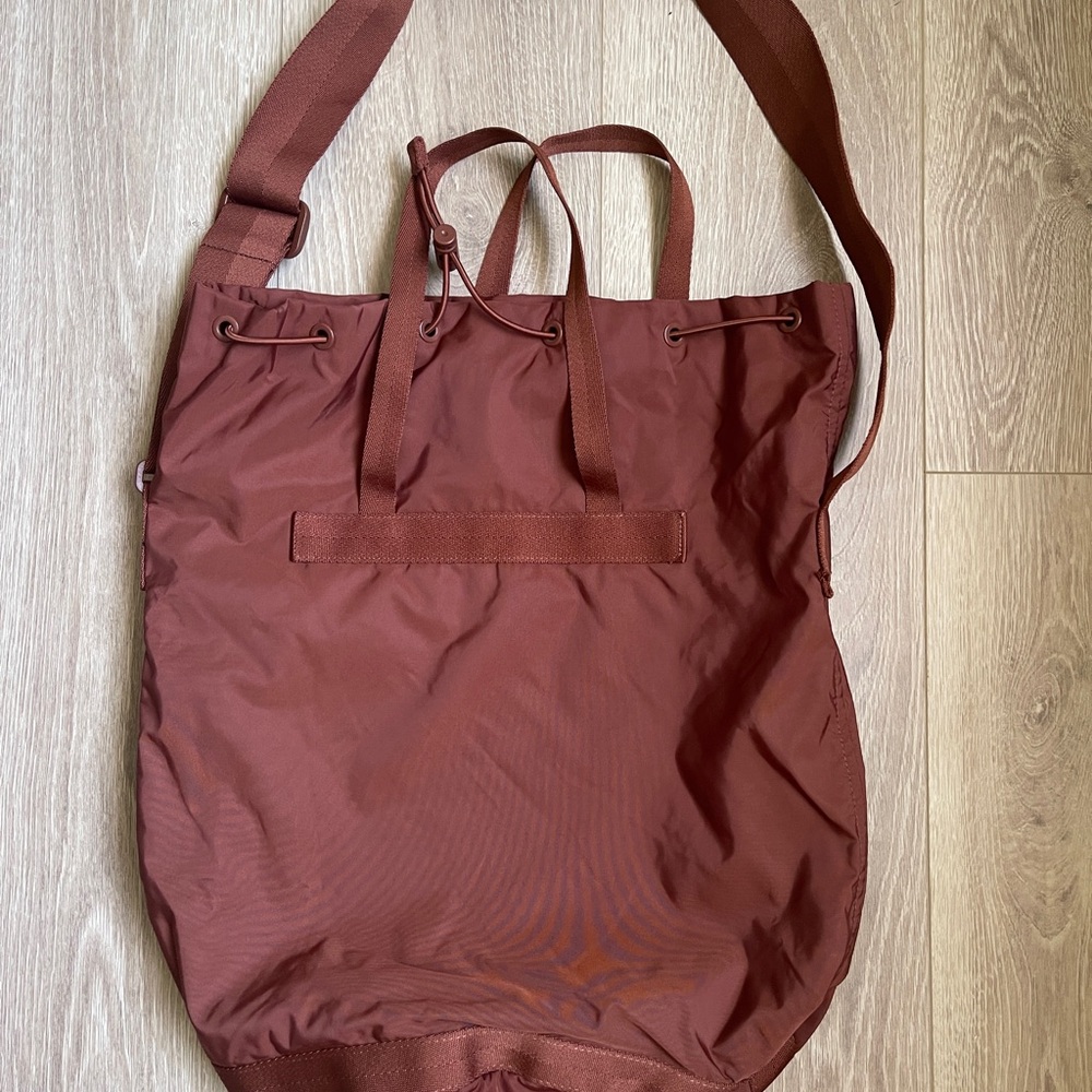 U Bucket Bag (Large)